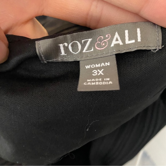 Roz & Ali Black Tank Top Shirt - Picture 7 of 7